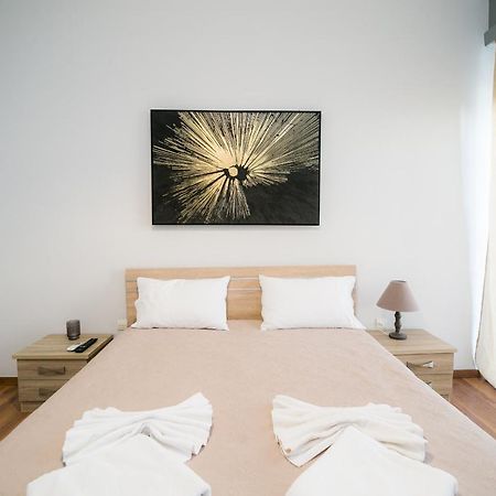 Central Guests Apartment Volos Buitenkant foto